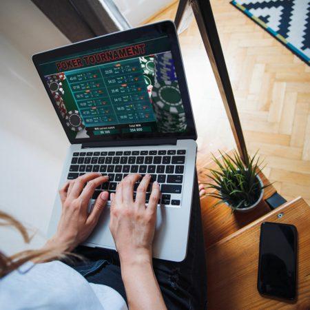8 Different Types of Online Gambling